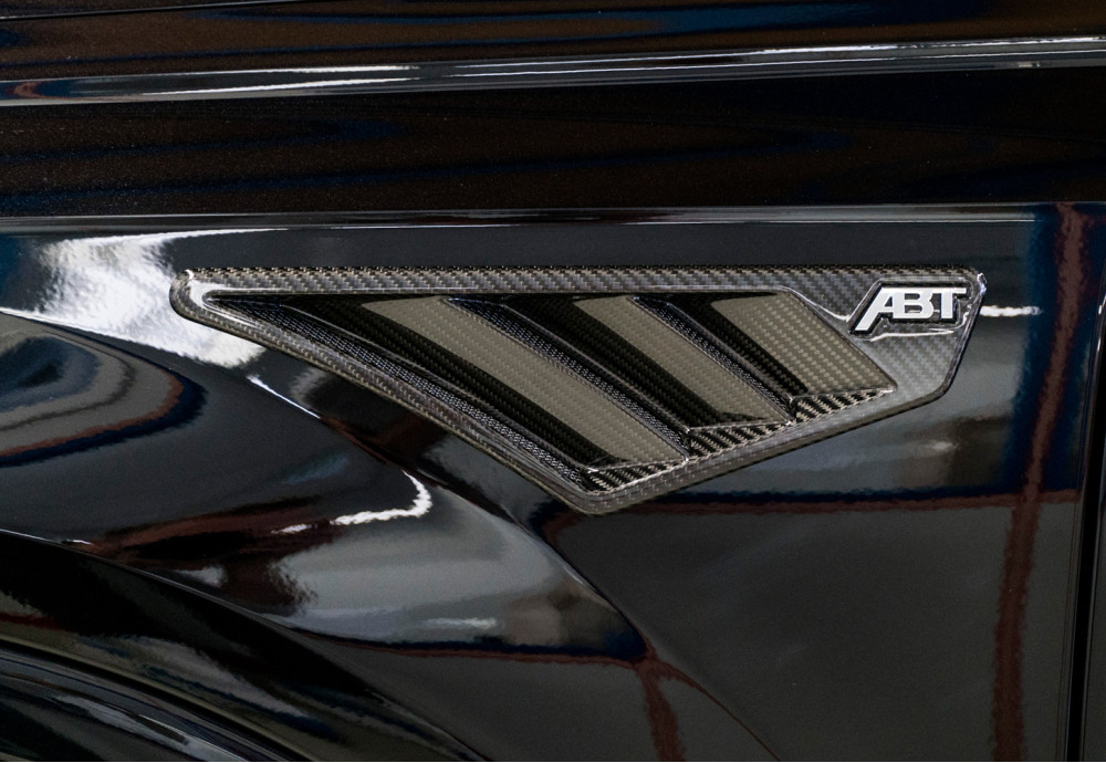 Audi Q7 (4M) ABT CARBON FENDER INSERTS