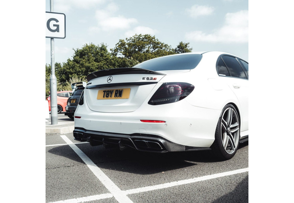 Body Kit Carbon Fiber CT CARBON For Mercedes E63 E63S AMG W213 Body Kit Carbon Fiber CT CARBON For Mercedes E63 E63S AMG W213
