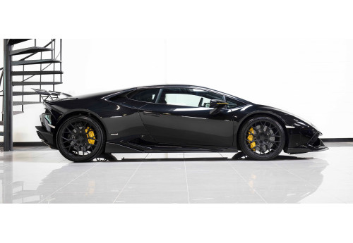 URBAN Lower Side Sills Carbon Fiber For Lamborghini Huracan