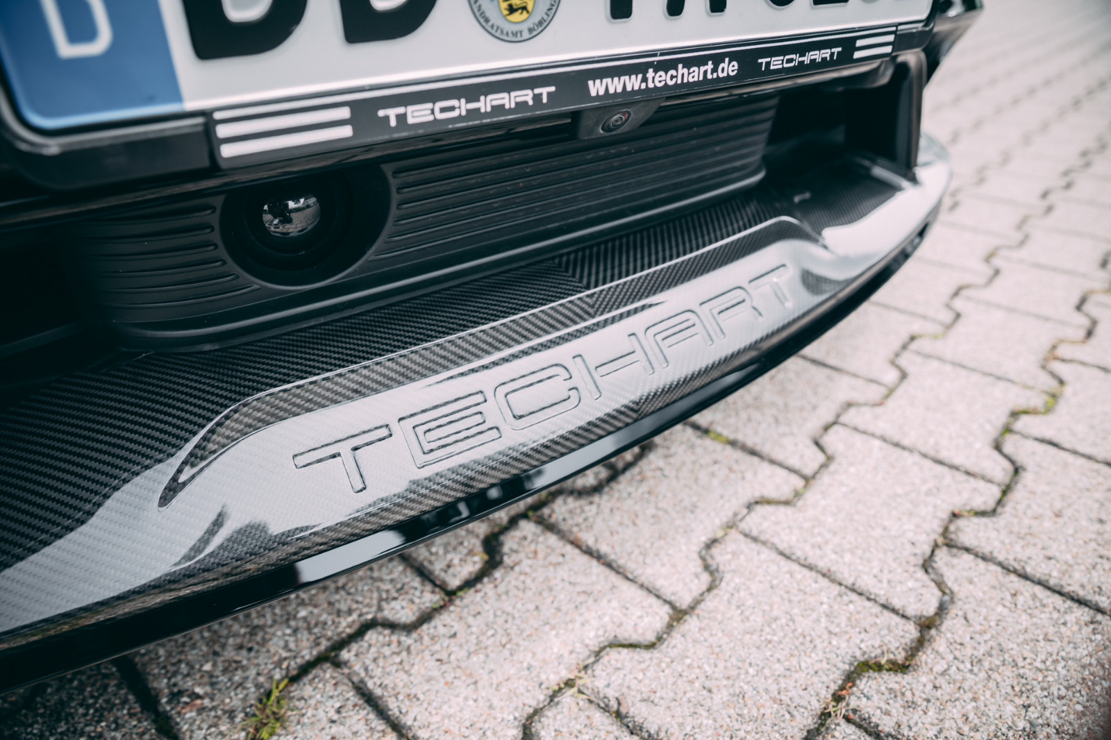 Porsche Taycan by TECHART